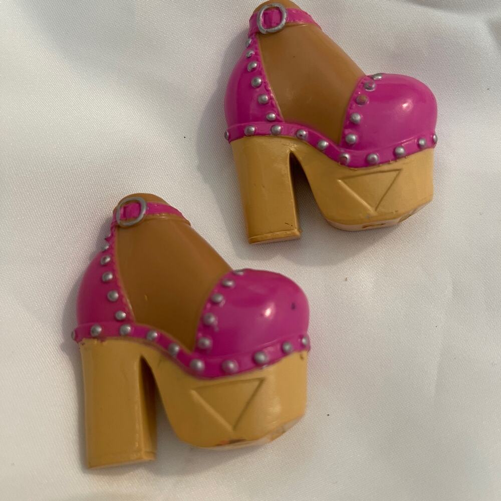Bratz Footwear Selfie Snaps Rose Pink High Heel Platform Shoes